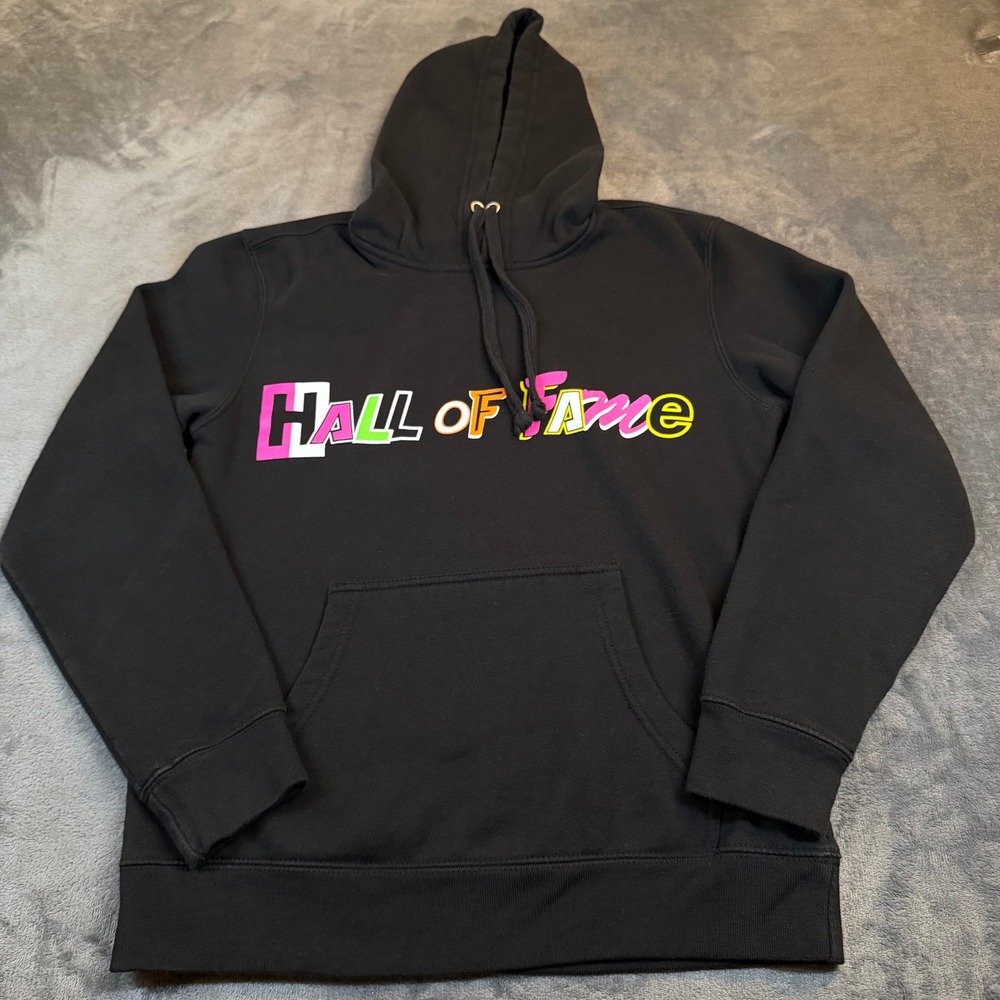District Hall of Fame Hoodie Mens Extra Small Black Graphic Fleece Pullover